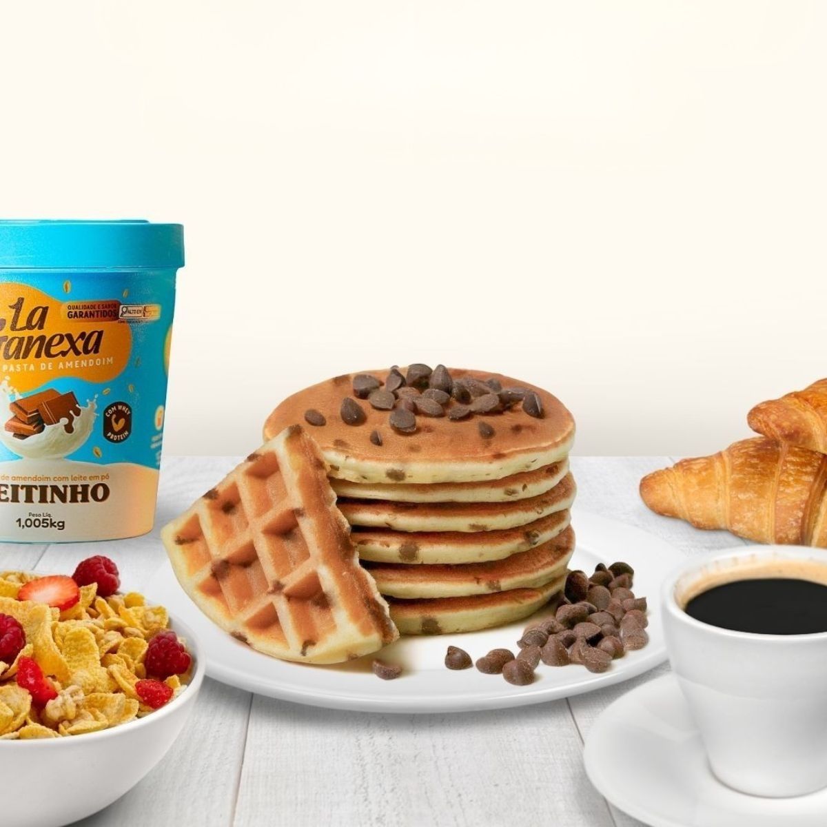 Mistura para Panquecas Americanas e Waffles La Ganexa Sabor Leitinho | 600g